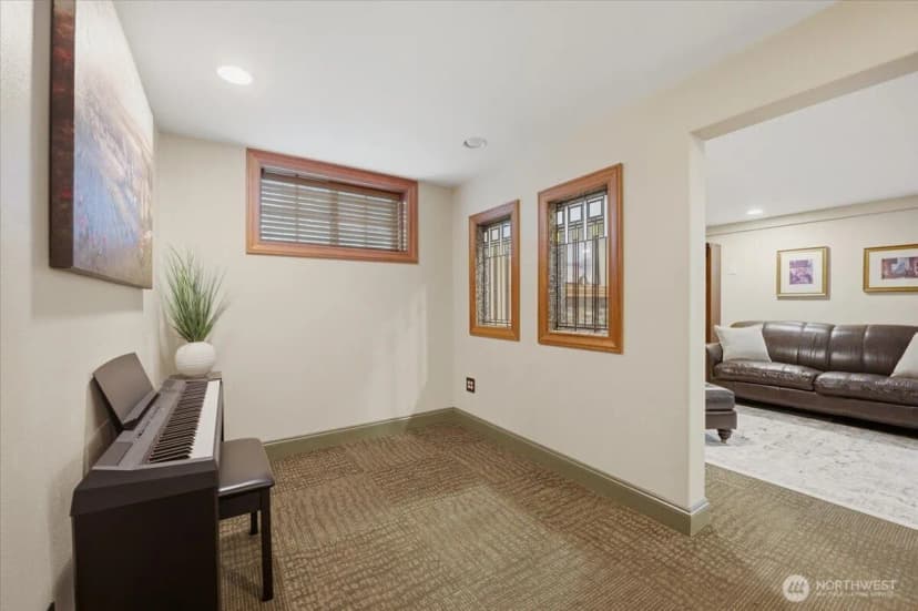 Property photo for 1024 Crestwood Lane, Fircrest photo 20