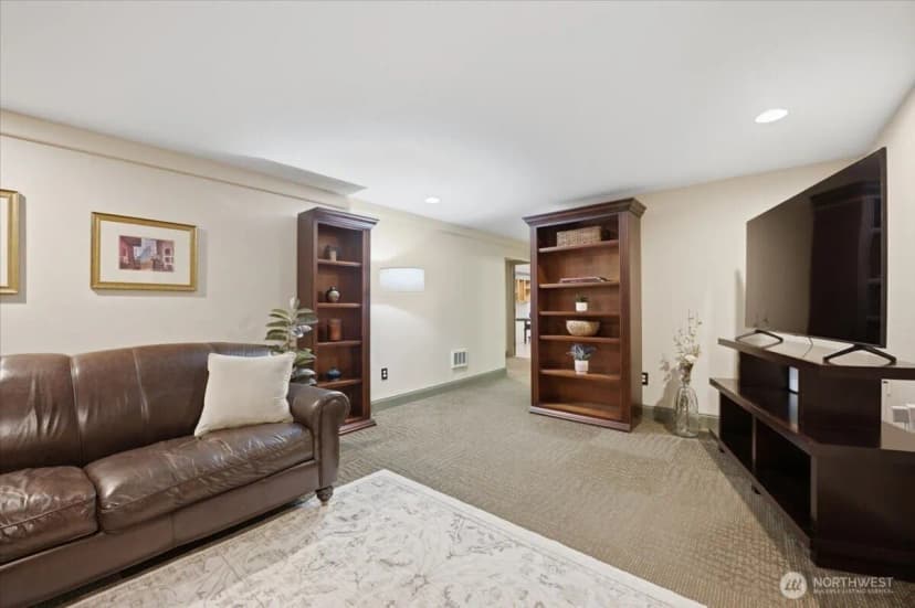 Property photo for 1024 Crestwood Lane, Fircrest photo 21