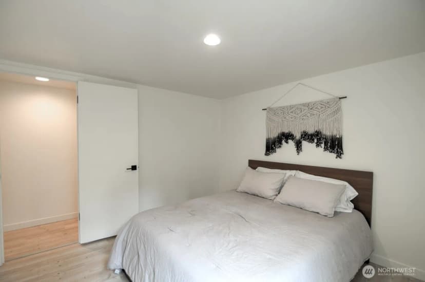 Property photo for 912 Surf Street, Westport photo 12