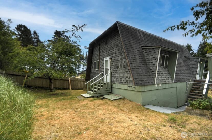 Property photo for 912 Surf Street, Westport photo 23