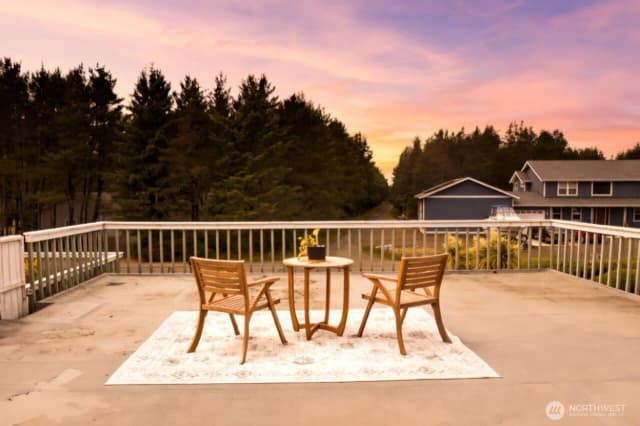 Property photo for 912 Surf Street, Westport photo 4