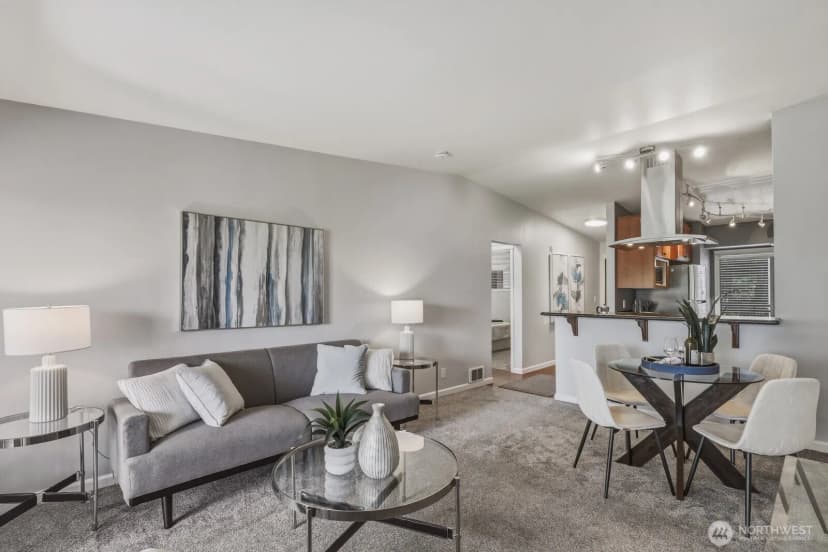Property photo for 130 105th Avenue Se #316, Bellevue photo 10