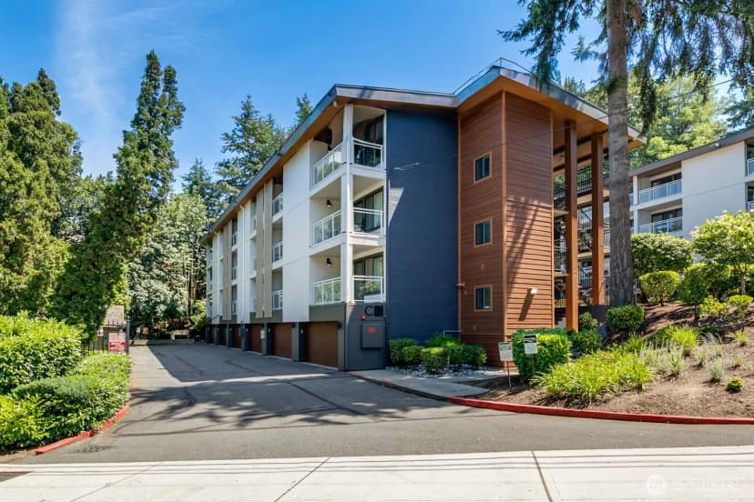 Property photo for 130 105th Avenue Se #316, Bellevue