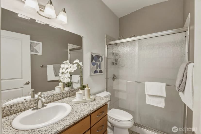 Property photo for 130 105th Avenue Se #316, Bellevue photo 23