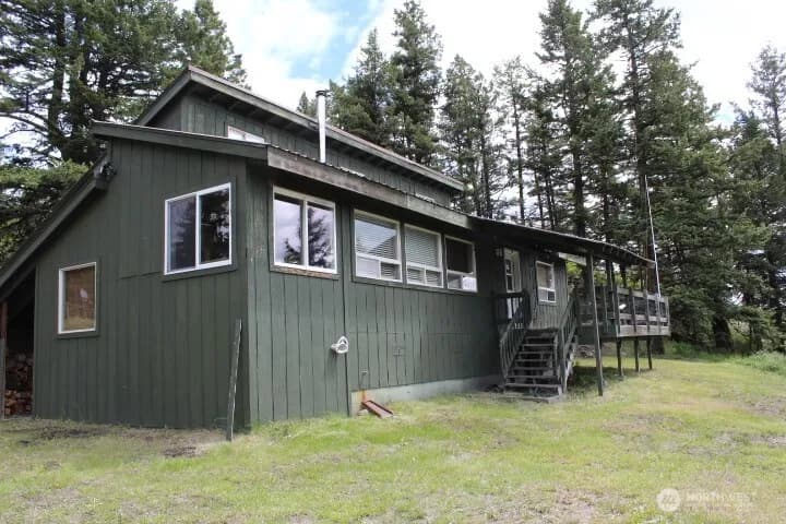 Property photo for 302 Davies Road, Oroville photo 17