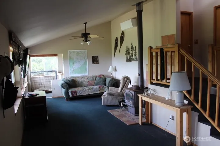 Property photo for 302 Davies Road, Oroville photo 2