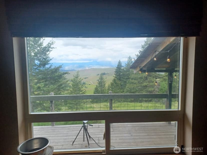 Property photo for 302 Davies Road, Oroville photo 14