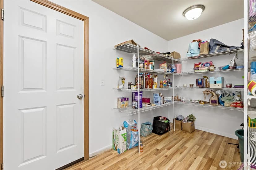 Property photo for 908 Daffodil Avenue Ne, Orting photo 15
