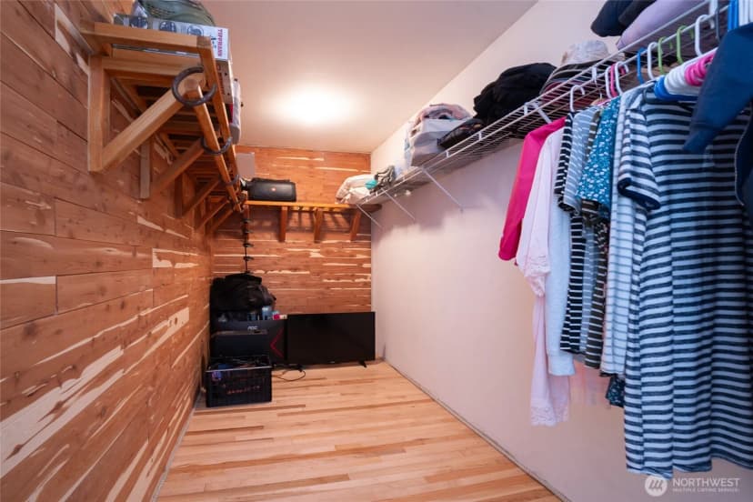 Property photo for 908 Daffodil Avenue Ne, Orting photo 31