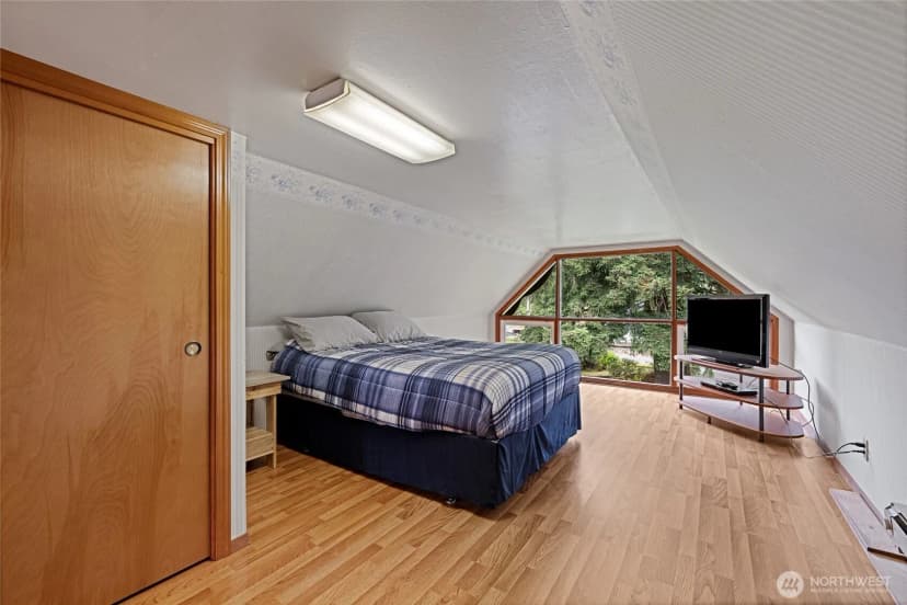 Property photo for 106 Lester Rd, Morton photo 18