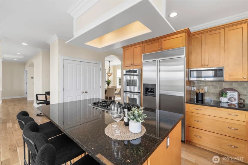 Property photo for 2314 20th Street, Anacortes photo 10
