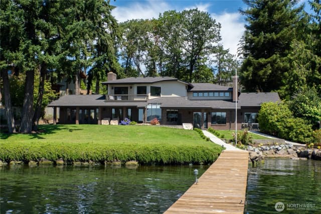 Property photo for 11055 Se Lake Road, Bellevue photo 2