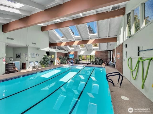 Property photo for 17044 Woodcrest Drive Ne, Bothell photo 5