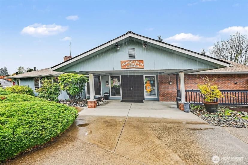 Property photo for 17044 Woodcrest Drive Ne, Bothell photo 21