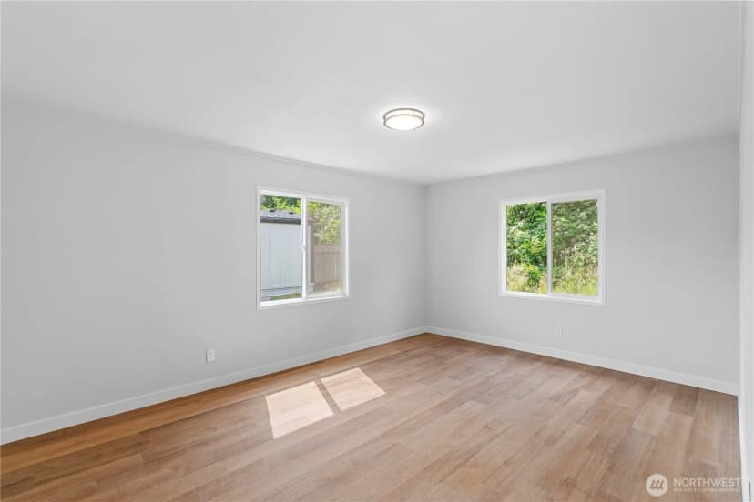 Property photo for 1019 Standford Drive #16, Cosmopolis photo 18