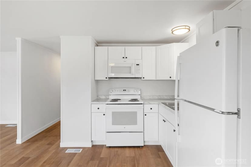 Property photo for 1019 Standford Drive #16, Cosmopolis photo 9