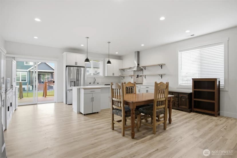 Property photo for 533 Second Street, Sumas photo 11
