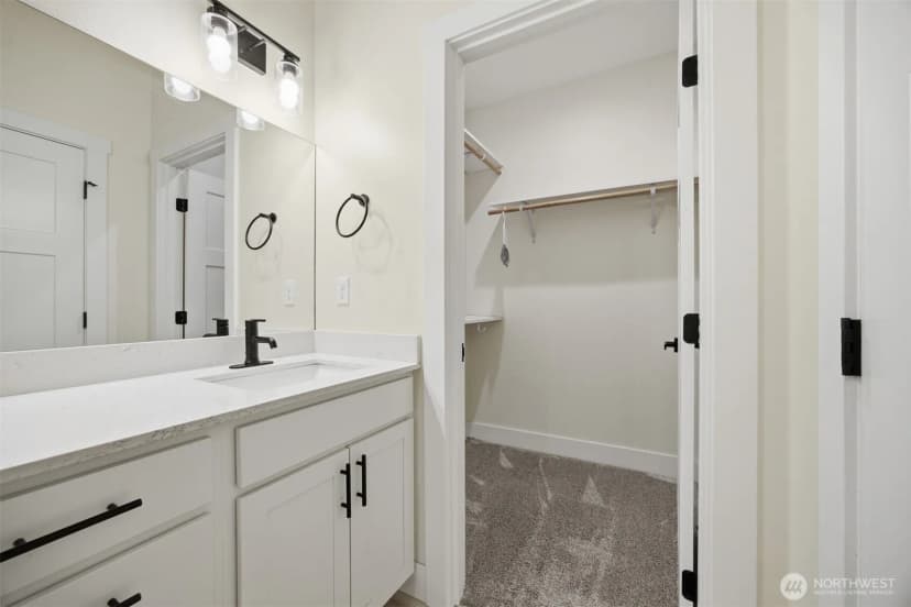 Property photo for 533 Second Street, Sumas photo 29