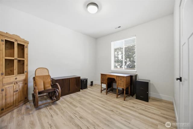 Property photo for 533 Second Street, Sumas photo 5