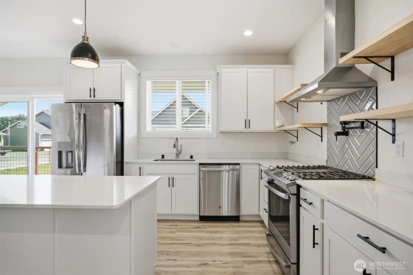 Property photo for 533 Second Street, Sumas photo 12