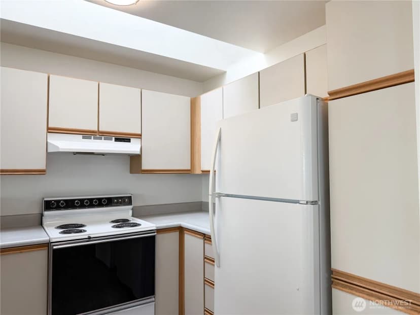 Property photo for 124 Sw 154th Street #302, Burien photo 5