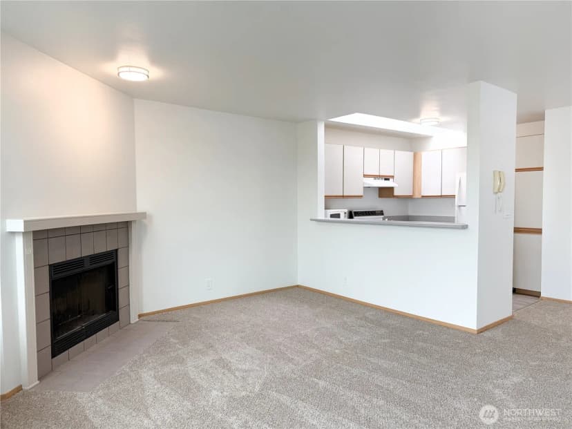 Property photo for 124 Sw 154th Street #302, Burien photo 6
