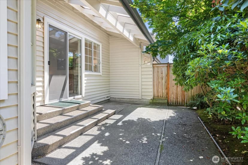 Property photo for 6631 114th Avenue Se, Bellevue photo 24