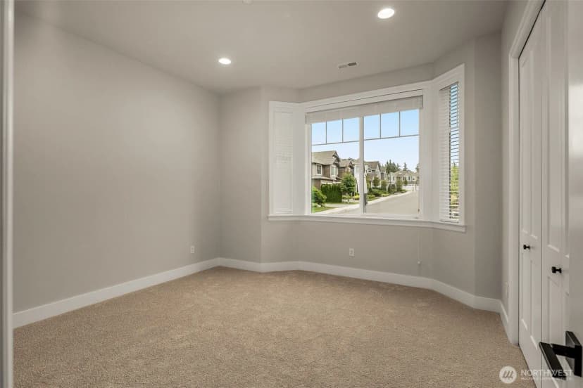 Property photo for 24480 Ne 19th Place, Sammamish photo 20