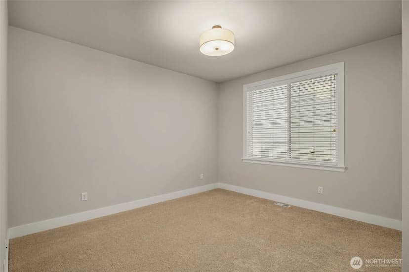 Property photo for 24480 Ne 19th Place, Sammamish photo 30