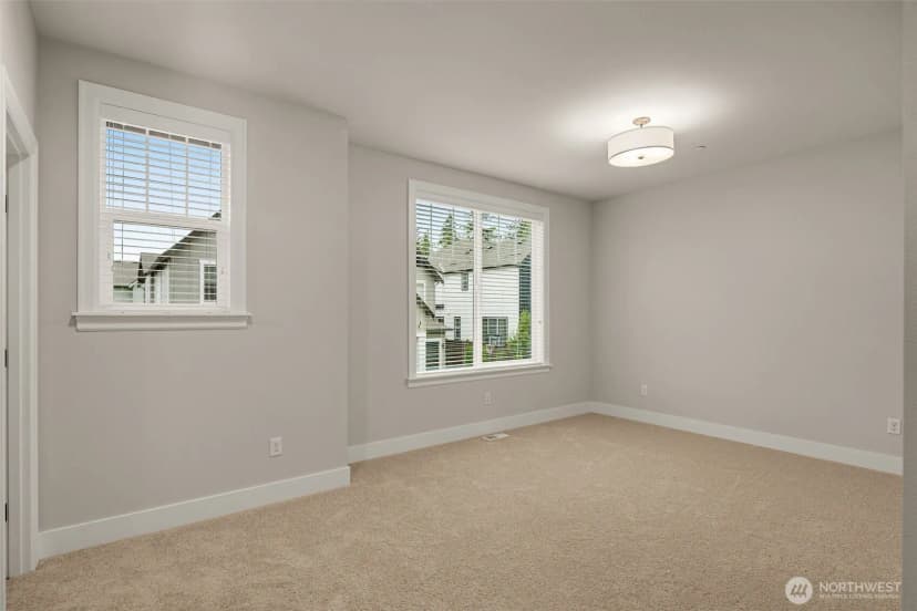 Property photo for 24480 Ne 19th Place, Sammamish photo 31