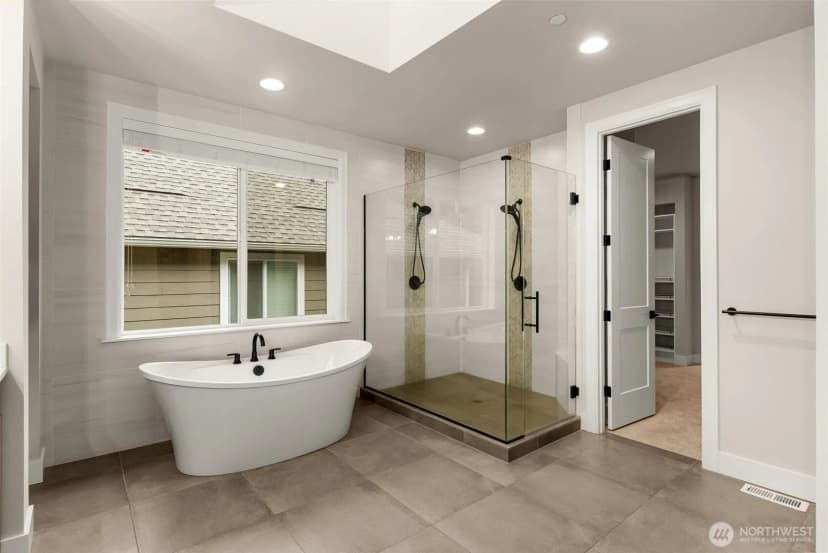 Property photo for 24480 Ne 19th Place, Sammamish photo 29