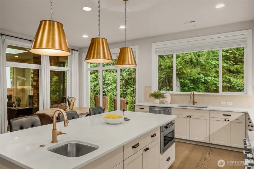 Property photo for 24480 Ne 19th Place, Sammamish photo 15