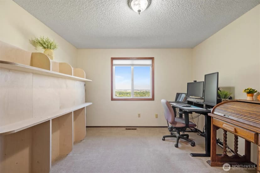 Property photo for 703 S 48th Avenue, West Richland photo 17