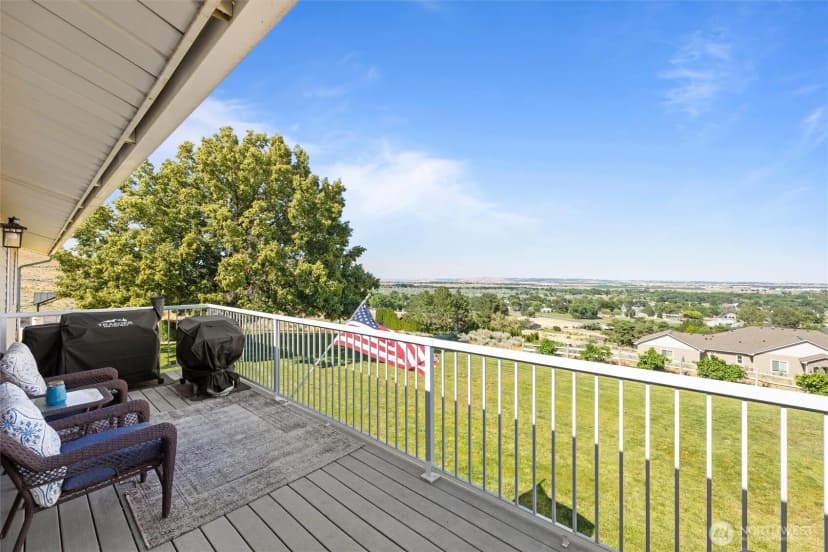 Property photo for 703 S 48th Avenue, West Richland photo 12