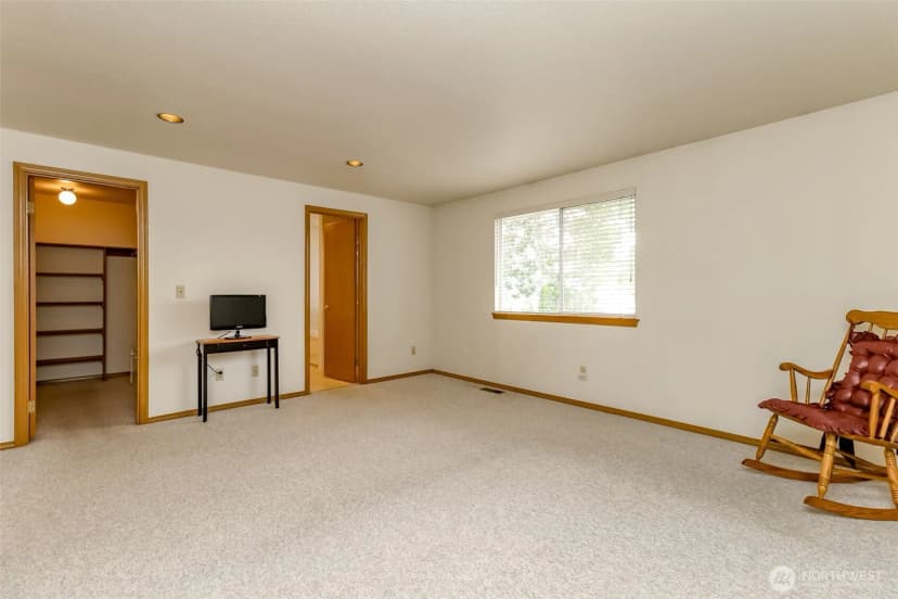 Property photo for 7415 92nd Avenue Ct Sw, Lakewood photo 15