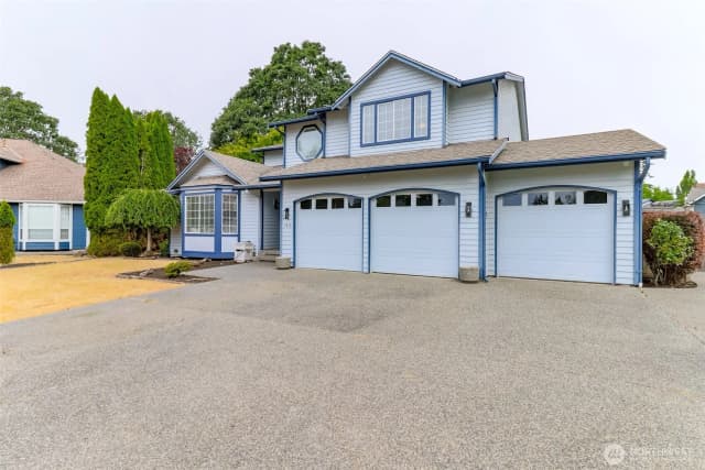Property photo for 7415 92nd Avenue Ct Sw, Lakewood photo 2