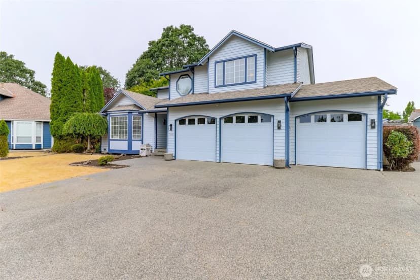 Property photo for 7415 92nd Avenue Ct Sw, Lakewood photo 2