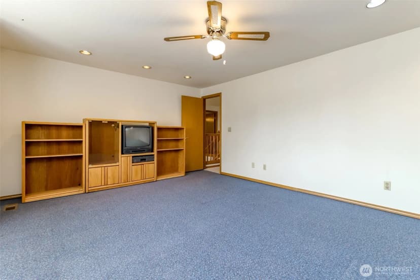 Property photo for 7415 92nd Avenue Ct Sw, Lakewood photo 14