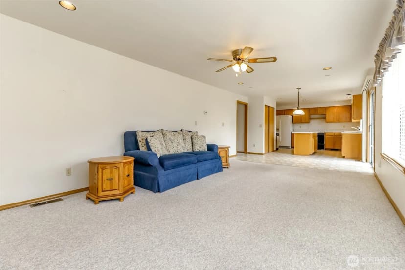 Property photo for 7415 92nd Avenue Ct Sw, Lakewood photo 10