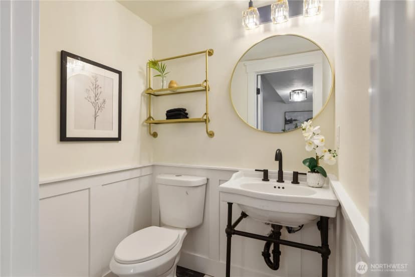 Property photo for 715 27th Avenue, Seattle photo 17