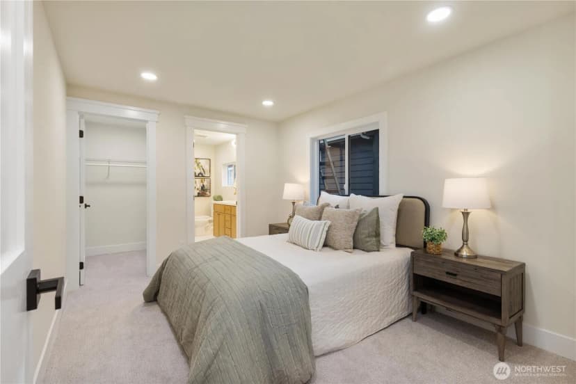 Property photo for 715 27th Avenue, Seattle photo 18