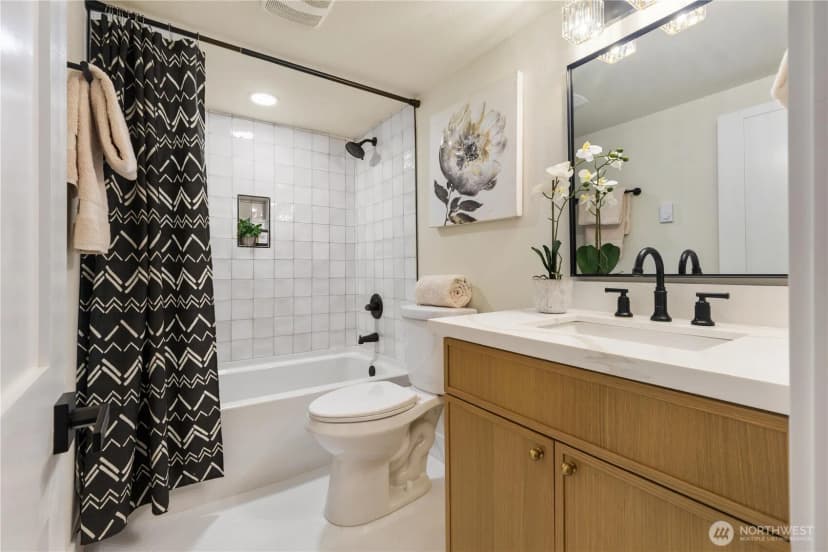 Property photo for 715 27th Avenue, Seattle photo 26