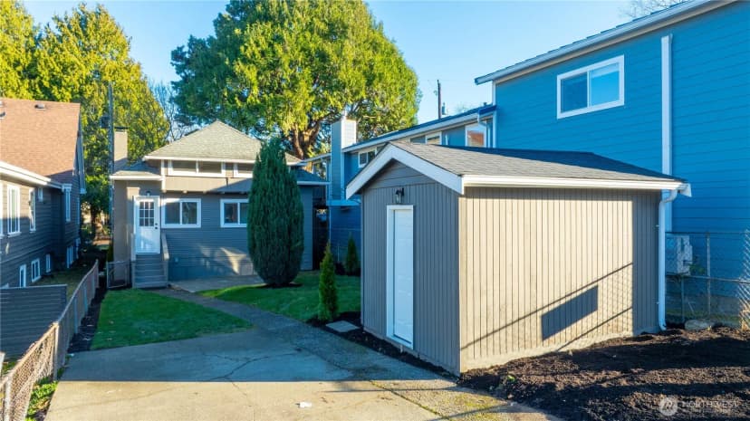 Property photo for 715 27th Avenue, Seattle photo 27