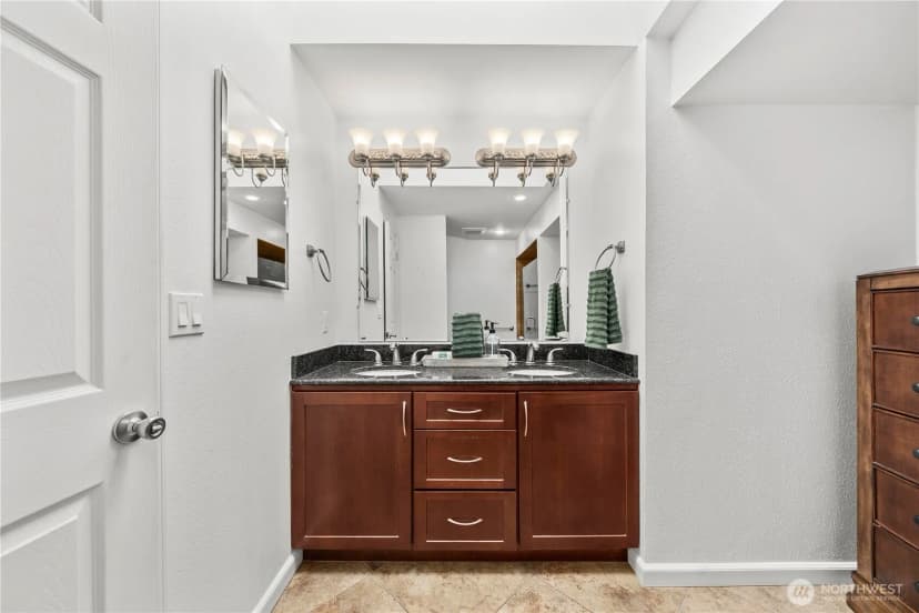 Property photo for 13540 Se 189th Place, Renton photo 23