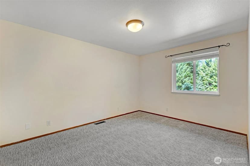 Property photo for 28210 187th Avenue Se, Kent photo 26