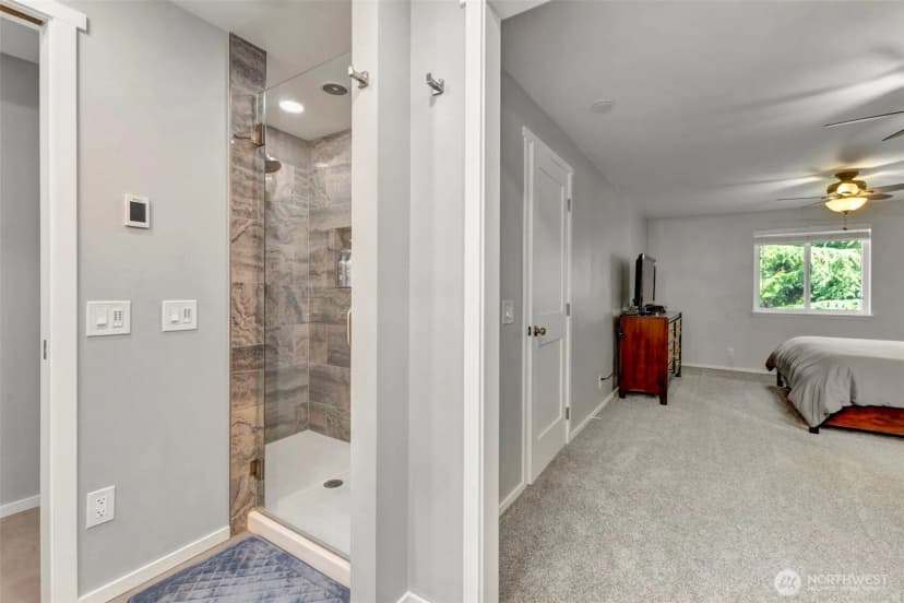 Property photo for 28210 187th Avenue Se, Kent photo 24