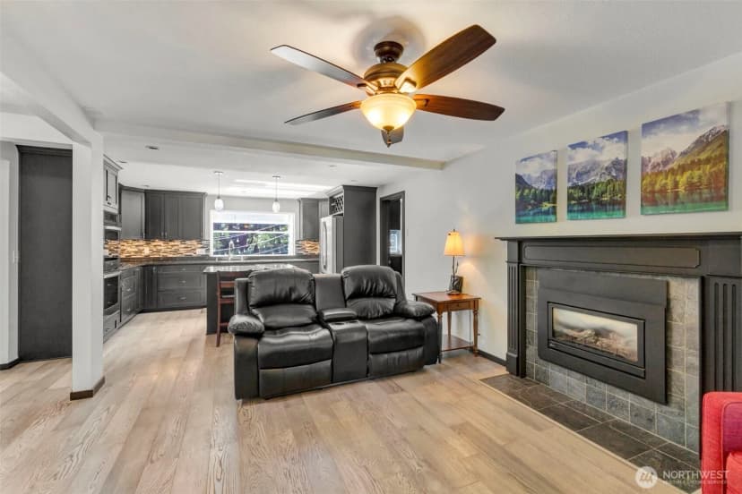 Property photo for 28210 187th Avenue Se, Kent photo 15