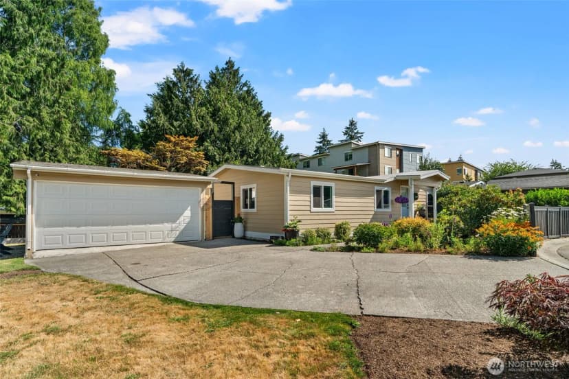 Property photo for 7719 223rd Street Sw, Edmonds photo 32