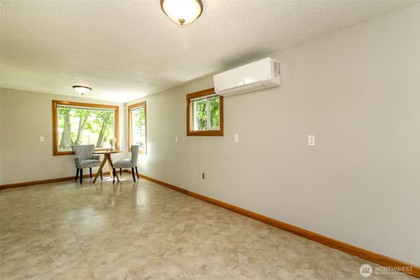 Property photo for 9410 355th Street S, Mc Kenna photo 8