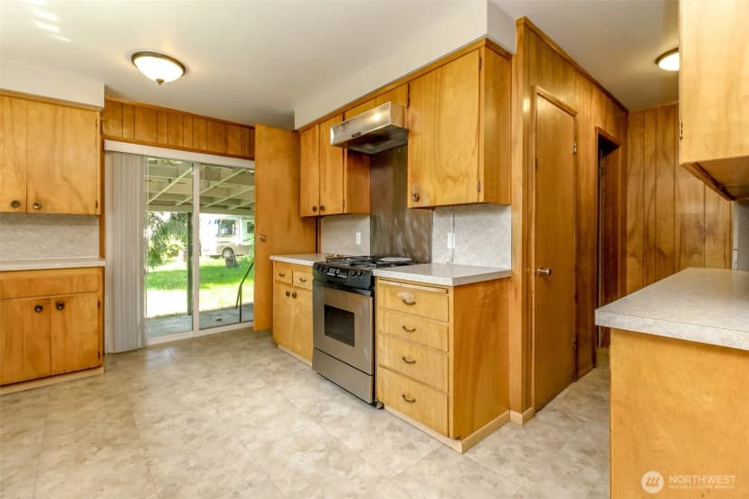 Property photo for 9410 355th Street S, Mc Kenna photo 13